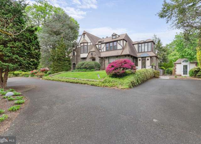 Property at 8300 Cedar Rd, Elkins Park, PA 19027, 4 beds, 4.5 baths