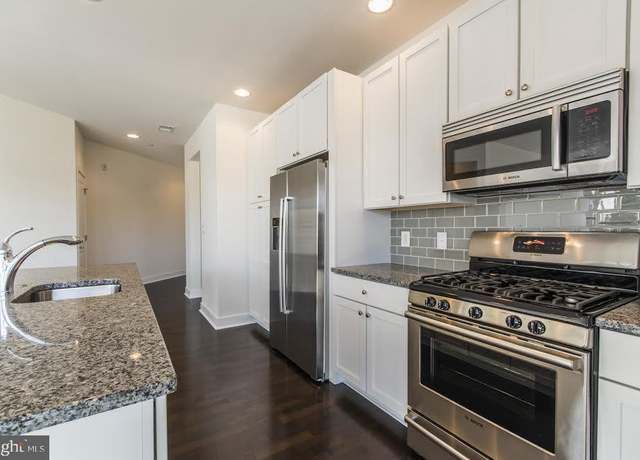 Property at 600 S 24th St #210, Philadelphia, PA 19146, 2 beds, 2 baths
