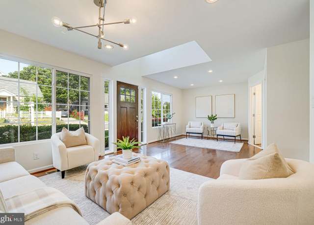 Property at 1812 N Culpeper St, Arlington, VA 22207, 5 beds, 3.5 baths