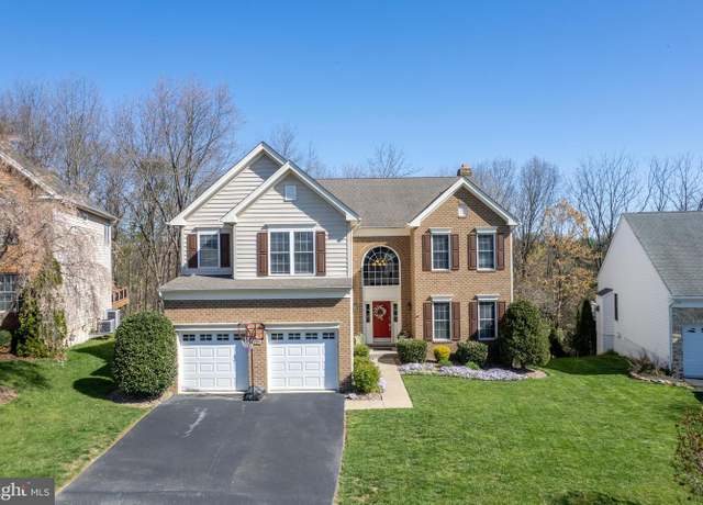 Property at 109 Aulee Ct, Winchester, VA 22602, 4 beds, 2.5 baths