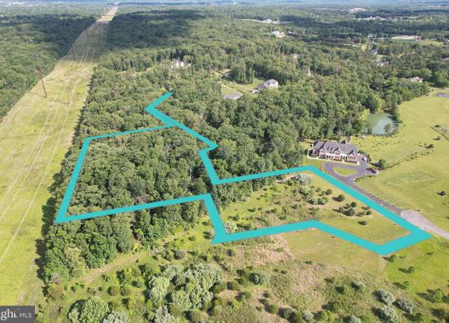 Property at 6500 Bull Run Woods Trl, Centreville, VA 20120