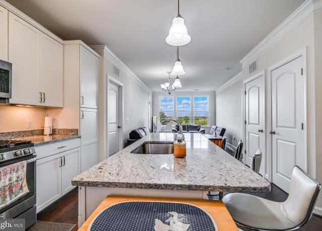 Property at 13722 Neil Armstrong Ave #405, Herndon, VA 20171, 2 beds, 2 baths