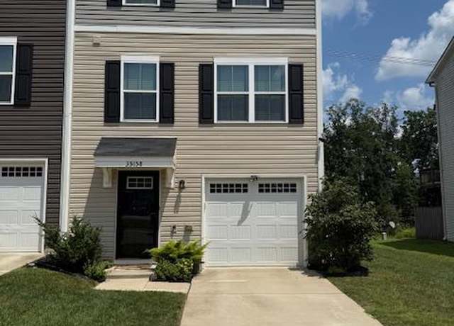 Property at 35158 Sara Ct, Locust Grove, VA 22508, 3 beds, 2.5 baths