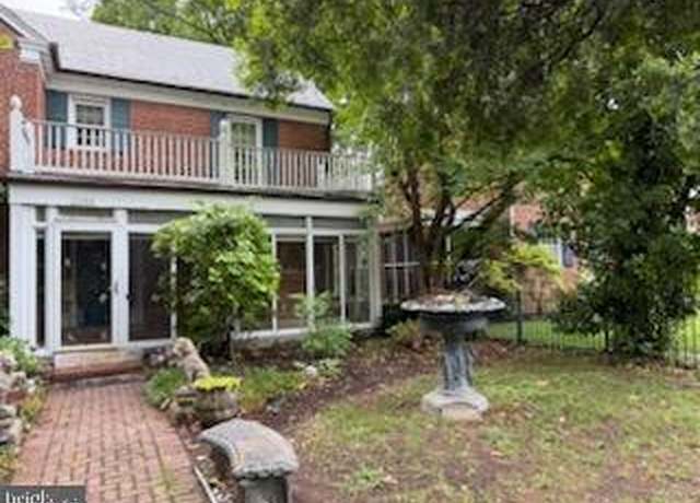 Property at 2544 34th St SE, Washington, DC 20020, 4 beds, 3 baths