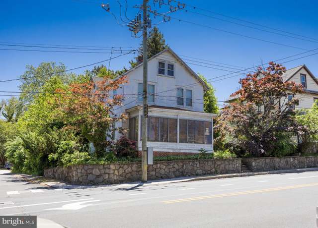 Property at 218 N Maryland Ave, Wilmington, DE 19804, 4 beds, 1 bath