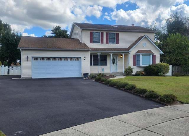Property at 7911 Red Globe Ct, Severn, MD 21144, 4 beds, 3.5 baths
