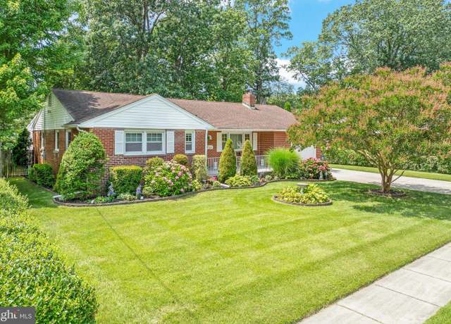 Property at 1202 Glen Ridge Dr, Glassboro, NJ 08028, 4 beds, 3 baths