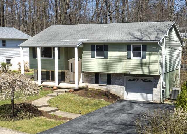 Property at 431 Canterbury Dr, State College, PA 16803, 3 beds, 2.5 baths
