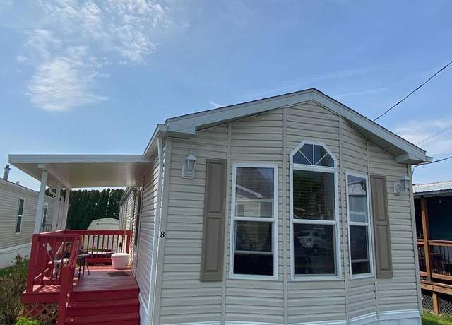 Property at 2002 W Main St, Ephrata, PA 17522, 2 beds, 2 baths
