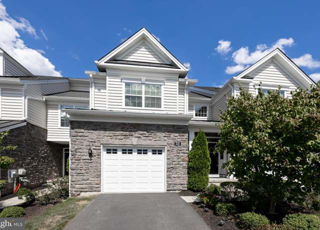Property at 210 Ella Ln, Conshohocken, PA 19428, 3 beds, 3.5 baths