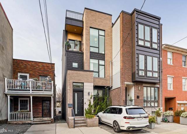 Property at 722 S 19th St, Philadelphia, PA 19146, 3 beds, 4.5 baths