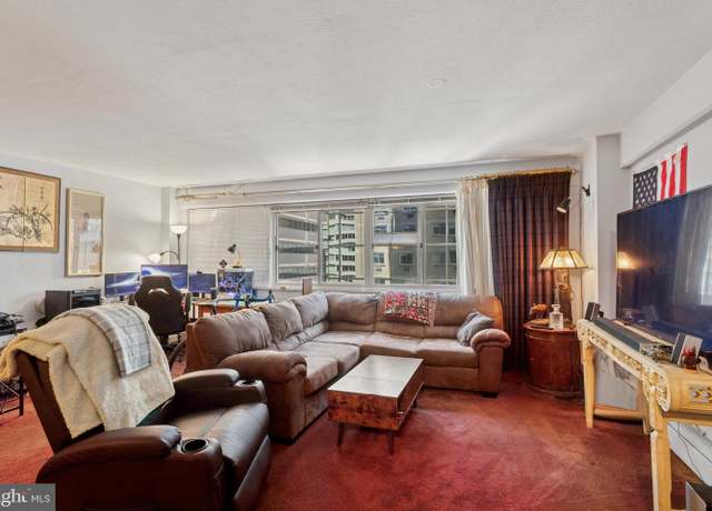 Property at 1900 John F Kennedy Blvd #1024, Philadelphia, PA 19103, 2 beds, 1 bath