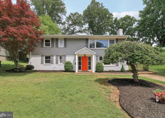 Property at 1212 Ware St SW, Vienna, VA 22180, 4 beds, 2.5 baths