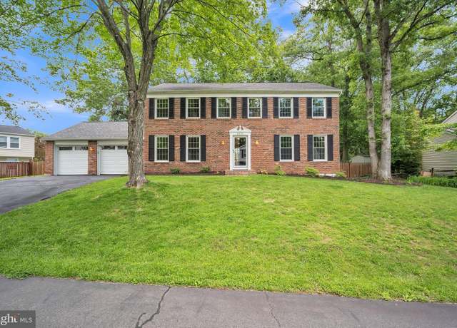 Property at 8078 Athena St, Springfield, VA 22153, 5 beds, 2.5 baths
