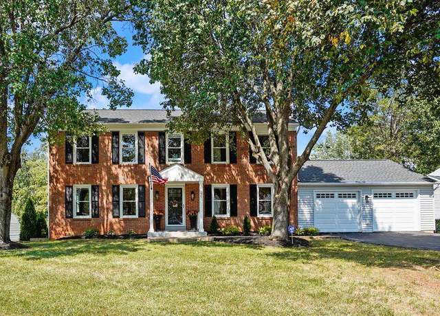 Property at 10157 Yorktown Way, Great Falls, VA 22066, 4 beds, 3.5 baths