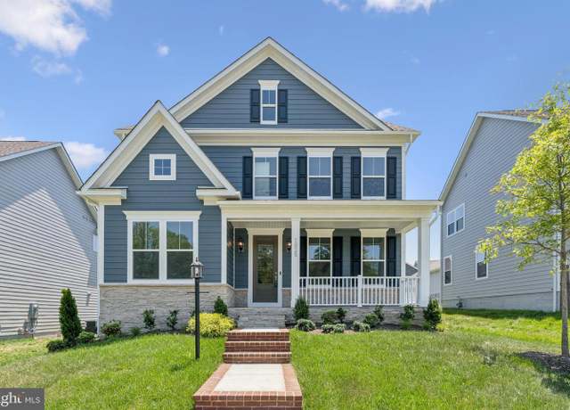 Property at 1925 River Heritage Blvd, Dumfries, VA 22026, 4 beds, 4.5 baths