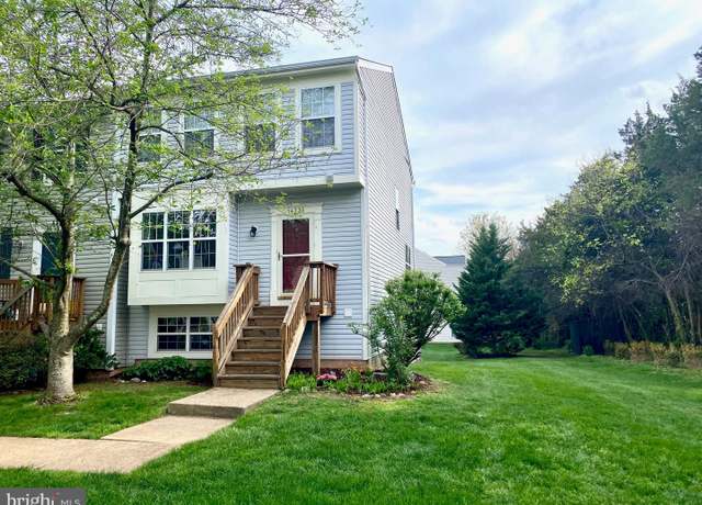 Property at 14335 Newbern Loop, Gainesville, VA 20155, 3 beds, 2.5 baths