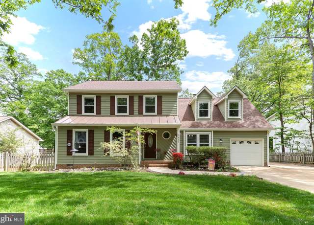 Property at 3908 Hazel Ct, Fredericksburg, VA 22407, 4 beds, 2.5 baths