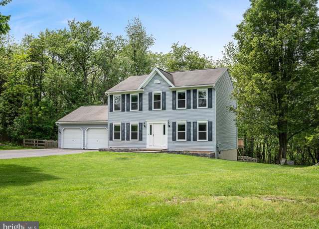 Property at 325 Chandler Dr, Shepherdstown, WV 25443, 3 beds, 2.5 baths