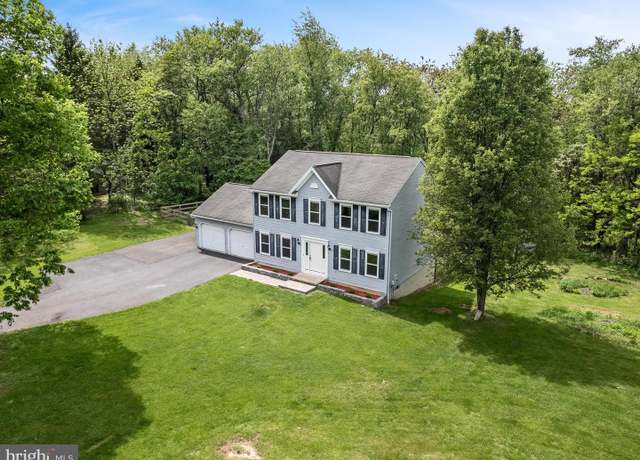 Property at 325 Chandler Dr, Shepherdstown, WV 25443, 3 beds, 2.5 baths