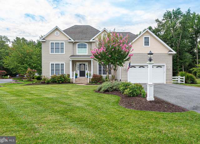 Property at 305 Walkabout Rd, Bethany Beach, DE 19930, 4 beds, 3.5 baths