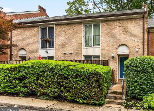 Property at 1916 Greenhaven Dr, Baltimore, MD 21209, 3 beds, 2.5 baths