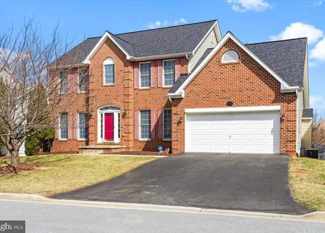 Property at 1014 Bexhill Dr, Frederick, MD 21702, 5 beds, 3.5 baths