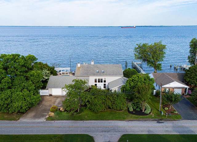 Property at 206 Queen Anne Club Dr, Stevensville, MD 21666, 6 beds, 5 baths