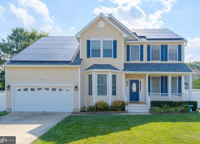 Property at 20937 Sawgrass Dr, Lexington Park, MD 20653, 4 beds, 3.5 baths
