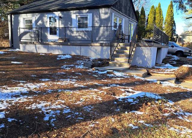 Property at 611 Powell Rd, Mount Holly, NJ 08060, 2 beds, 1.5 baths