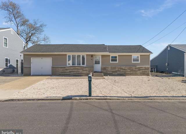 Property at 109 E Mullica Rd, Little Egg Harbor Twp, NJ 08087, 3 beds, 2 baths