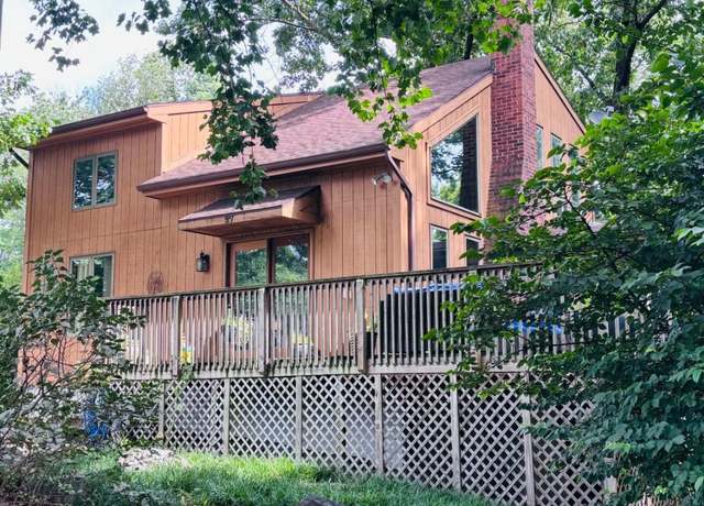 Property at 27 Gladys Trl, Fairfield, PA 17320, 4 beds, 2.5 baths