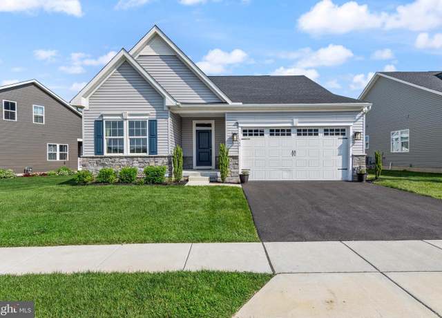 Property at 166 Hood Farm Dr, West Grove, PA 19390, 3 beds, 2 baths