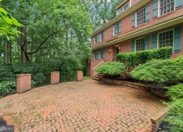 Property at 1179 Harmony Hill Rd, Downingtown, PA 19335, 6 beds, 5.5 baths