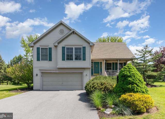 Property at 67 Rye Ln, Palmyra, PA 17078, 3 beds, 2.5 baths