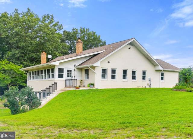 Property at 5628 Free State Rd, Marshall, VA 20115, 3 beds, 3 baths