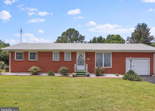Property at 5996 Valley Pike, Stephens City, VA 22655, 3 beds, 1.5 baths