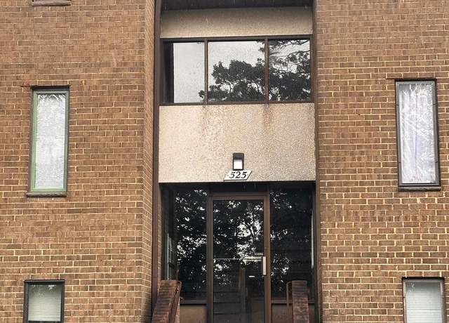 Property at 525 Florida Ave #202, Herndon, VA 20170, 2 beds, 2 baths