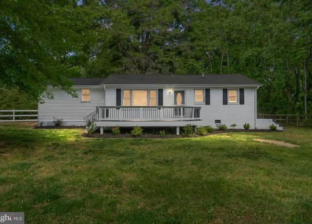 Property at 13405 Dahlgren Rd, King George, VA 22485, 3 beds, 2 baths