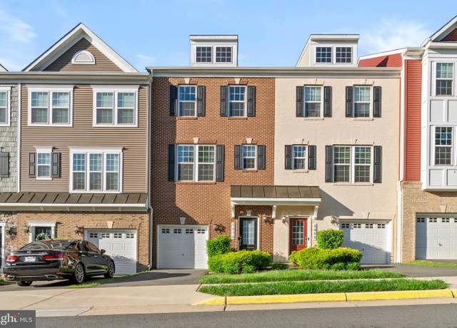 Property at 6070 Camerons Ferry Dr, Haymarket, VA 20169, 4 beds, 3 baths