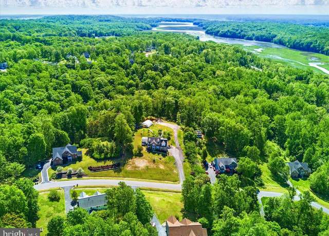 Property at 26 Sentinel Ridge Ln, Stafford, VA 22554, 6 beds, 5 baths