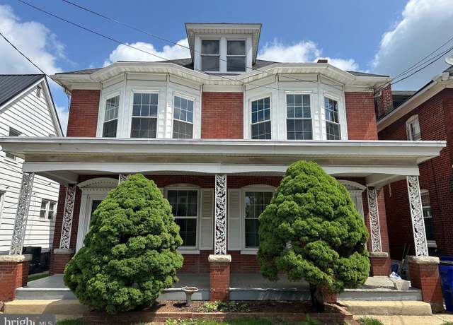Property at 426/428 Jefferson St, Hagerstown, MD 21740, 6 beds