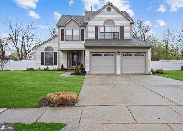 Property at 10 Katherine Ct, Glassboro, NJ 08028, 4 beds, 2.5 baths