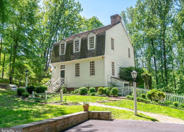Property at 1108 S Barbara Dr, Alburtis, PA 18011, 3 beds, 2.5 baths