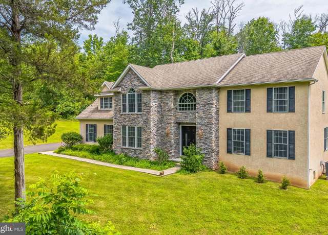 Property at 1408 Old Jacksonville Rd, Ivyland, PA 18974, 4 beds, 2.5 baths