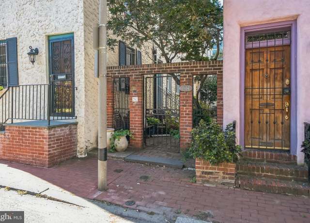 Property at 1134-R Waverly St #3, Philadelphia, PA 19147, 2 beds, 1 bath