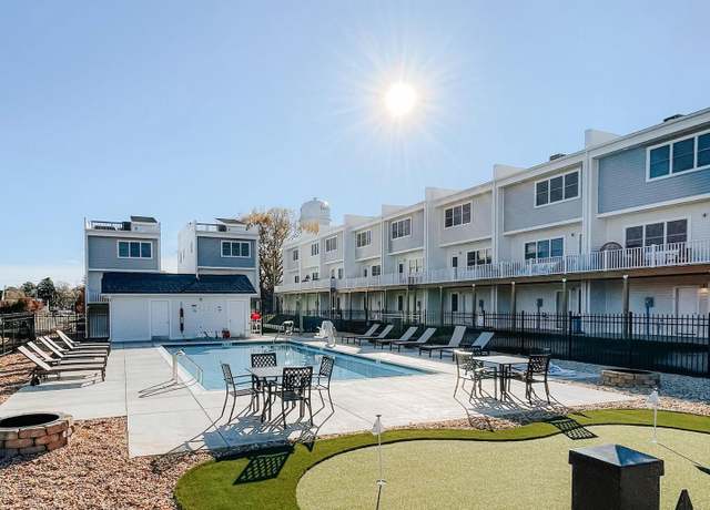Property at 308 Douglas Ave, Colonial Beach, VA 22443, 4 beds, 3.5 baths