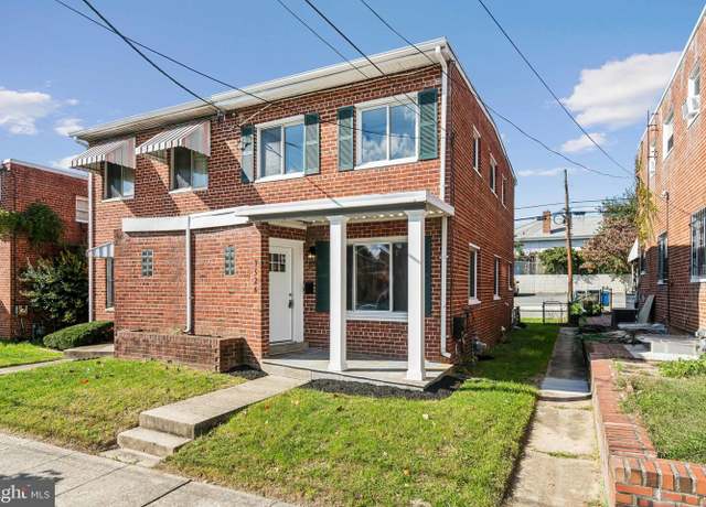 Property at 7526 9th St NW, Washington, DC 20012, 3 beds, 2.5 baths