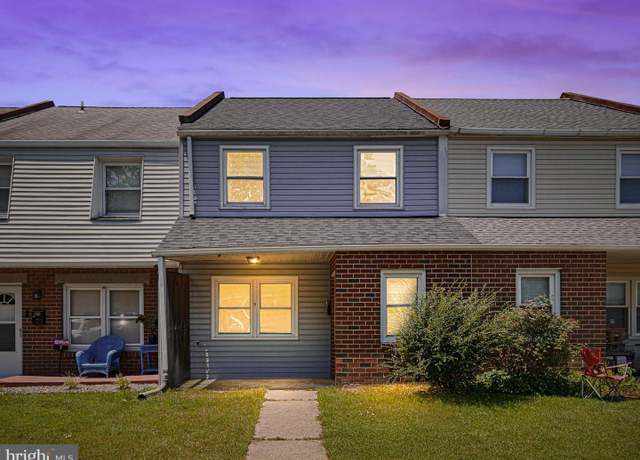 Property at 9 Patrick Henry Ct, Newark, DE 19711, 3 beds, 1.5 baths