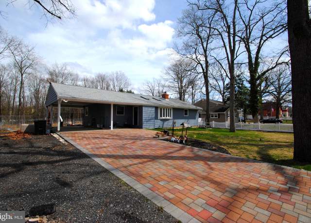Property at 307 Broad St, Hainesport, NJ 08036, 3 beds, 1.5 baths